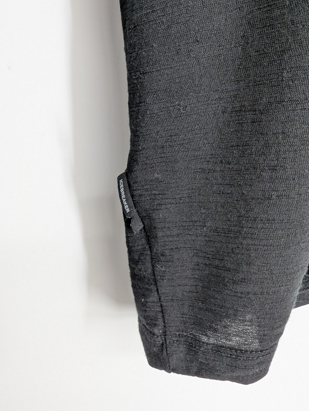 Icebreaker Merino Wool Black Long Sleeve Tee baselayer Size Small - Picture 2 of 6